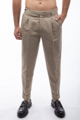 Hose mit Bundfalten Sand